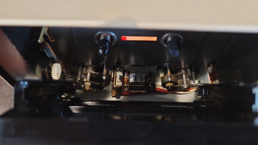 Aiwa AD 3700U Cassette Deck