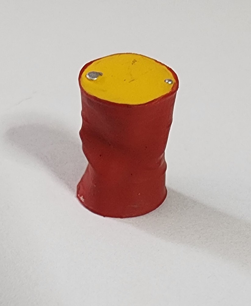 1/64 3D Printed Dented Red & Yellow Barrel