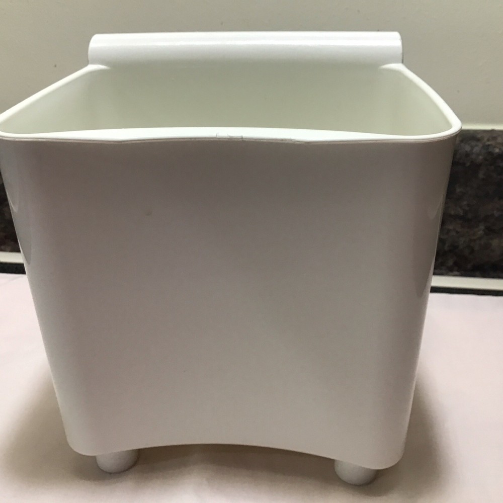 Juiceman Junior Replacement Collection Container White