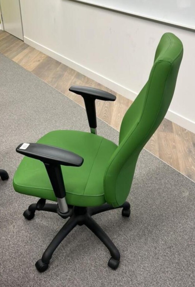 Executive Office Chair