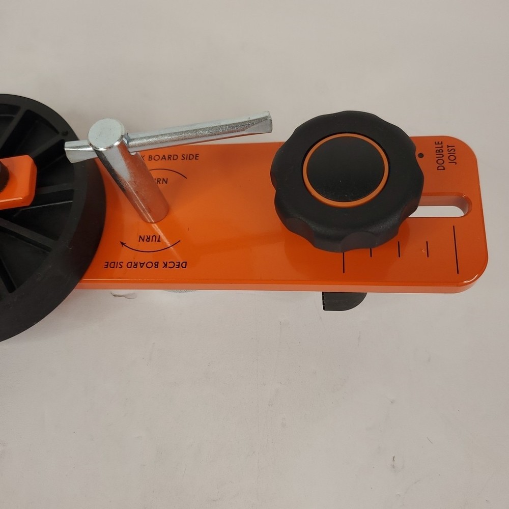Camo Multi-Directional Hand Tool for Efficient Deck Board Locking & Adjustment