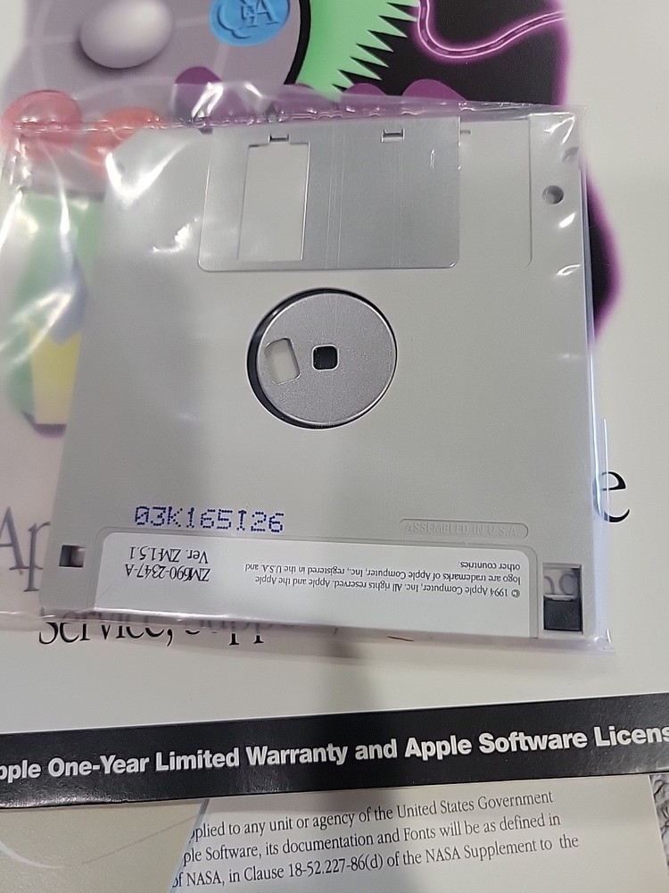 Vintage 1995 Apple System Software Training CD-ROM Macintosh 6200cd RARE!