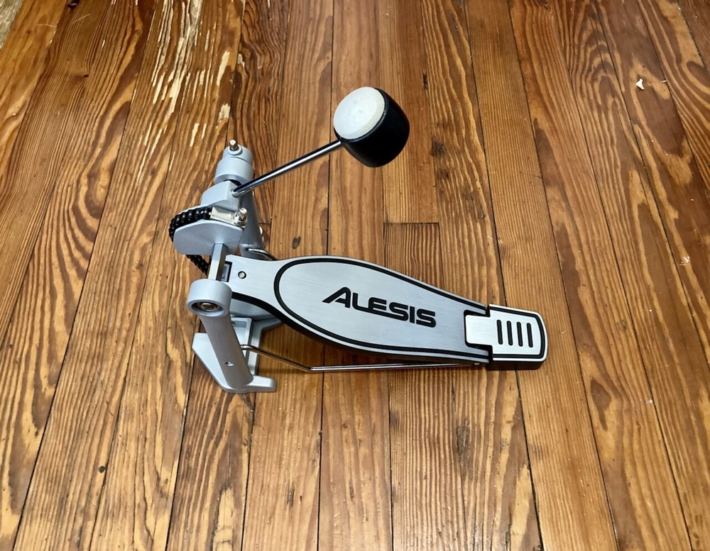 Alesis Kick Drum Pedal NEW Nitro Command DM6 Strike DM10 Surge E-Drums