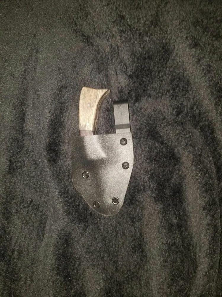 Everyday carry, mini skinner