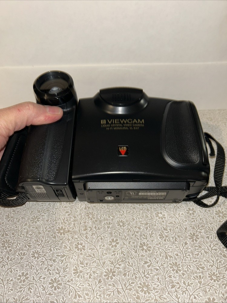Sharp Liquid Crystal Video Camera Vl-E47 & Accessories