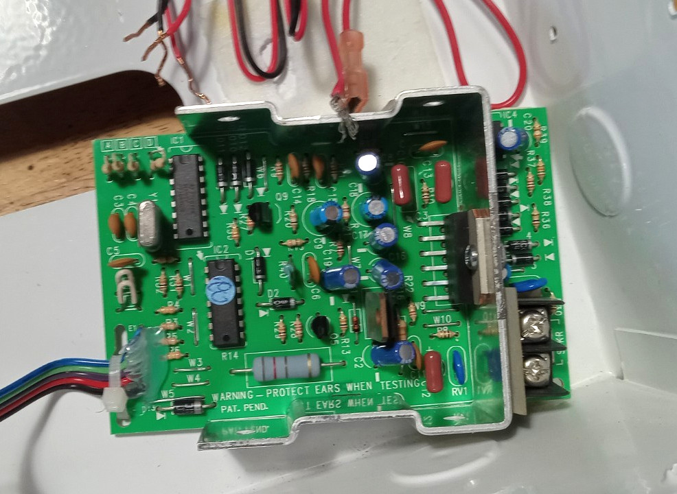 Napco Gemini GEM-P1632 Alarm System Panel - Read