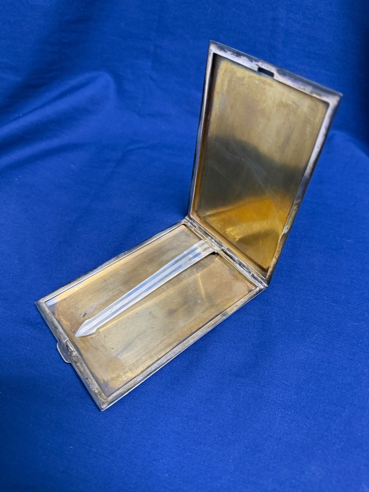 Vintage Japanese 950 Silver Cigarette Case – Hand Engraved Abstract Pattern