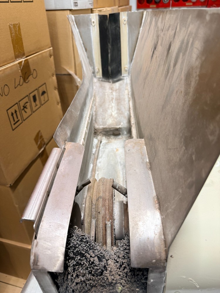 AIT GLASS EDGING MACHINE