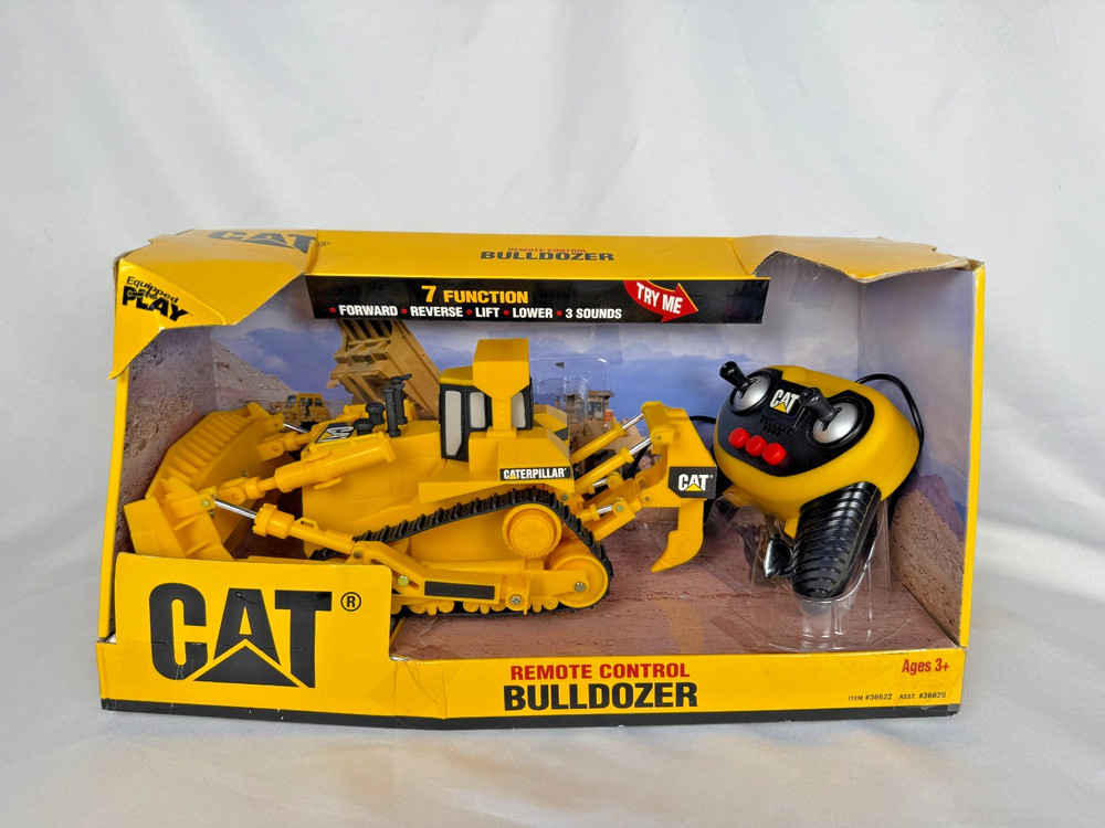 CAT Remote Control Bulĺdozer - 7 Function - #36620 - New
