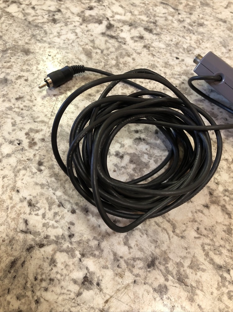 NEW-003 OEM Original RF AV Cable Switch Adapter