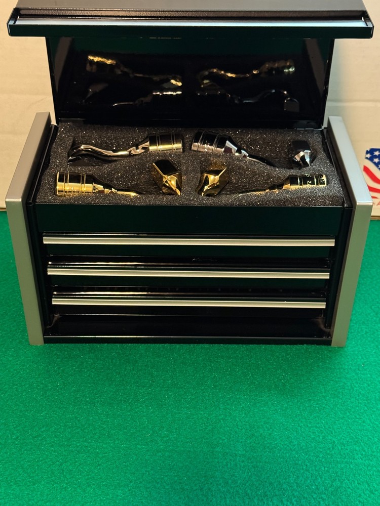 Snap-On Drueke Chess Set