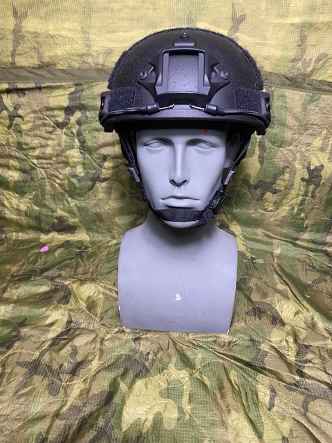 High Cut Ballistic Helmet Fast-Style Black, Size Medium