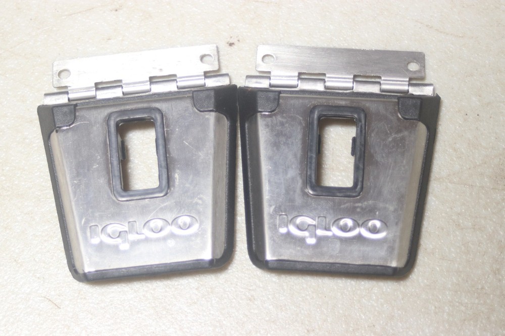 Igloo Hybird Plastic & Stainless Lockable Cooler Latch Set