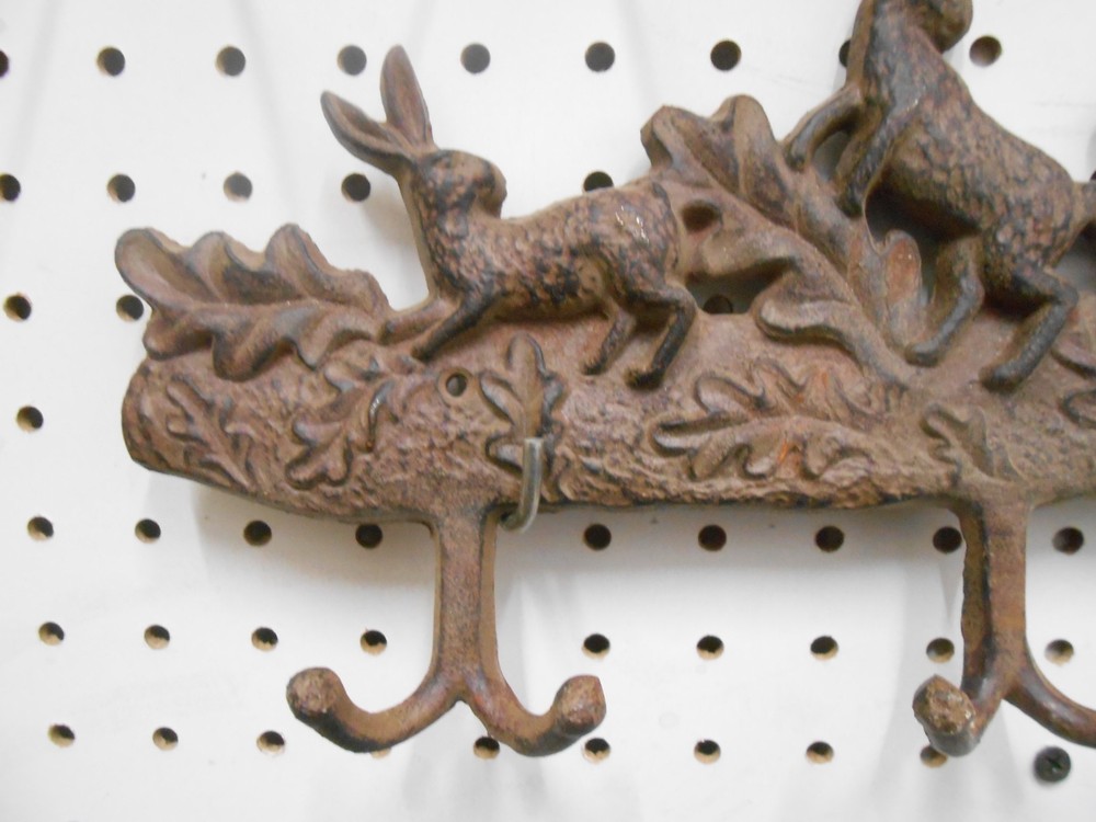CAST IRON BROWN FINISH THREE RABBIT COAT HOOK (3 DOUBLE HOOKS)