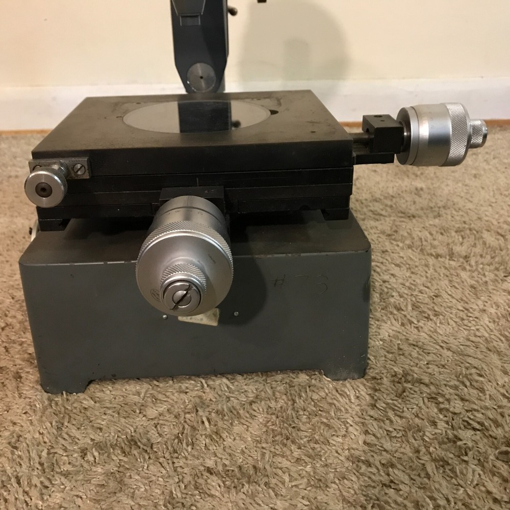 Vintage Ernst Leitz Wetzlar Toolmaker's Microscope