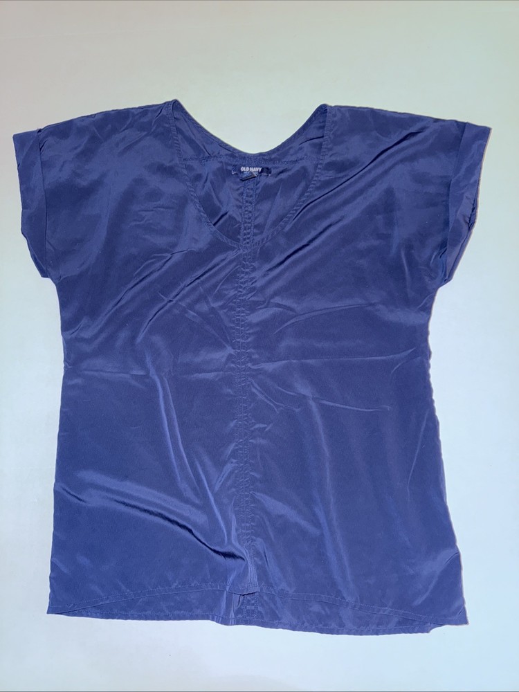 Old Navy Women’s Medium Scrub Top Blue