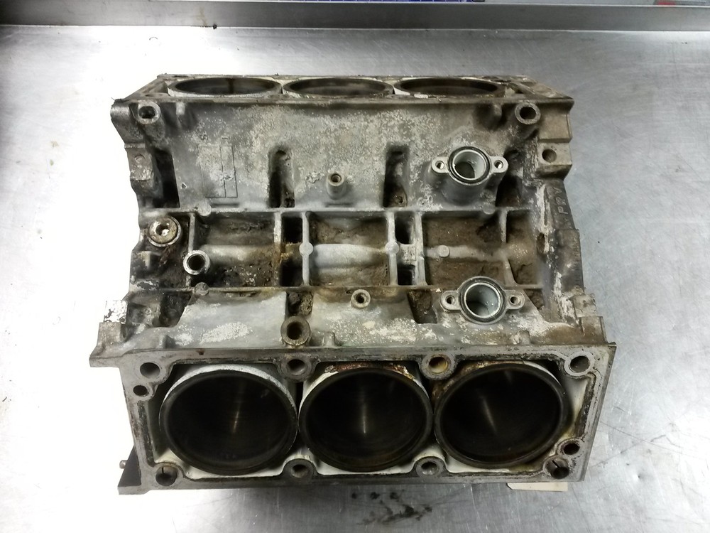Engine Cylinder Block For 88-92 Eagle Premier  3.0 7946000191