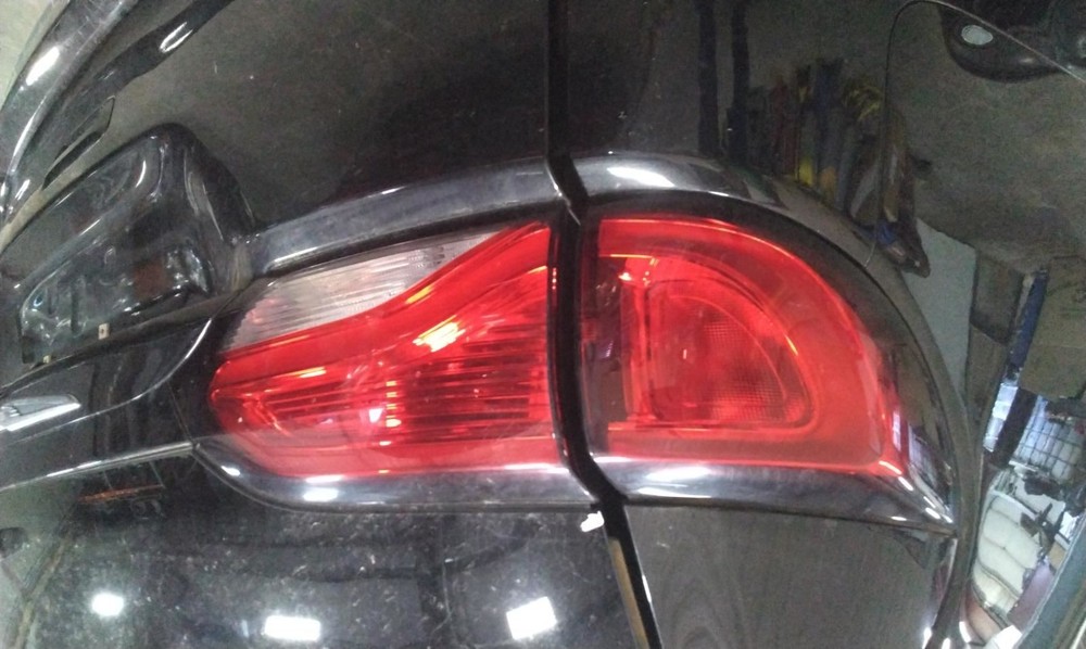 Camera/Projector Camera Front View Fits 17-20 PACIFICA 1474159