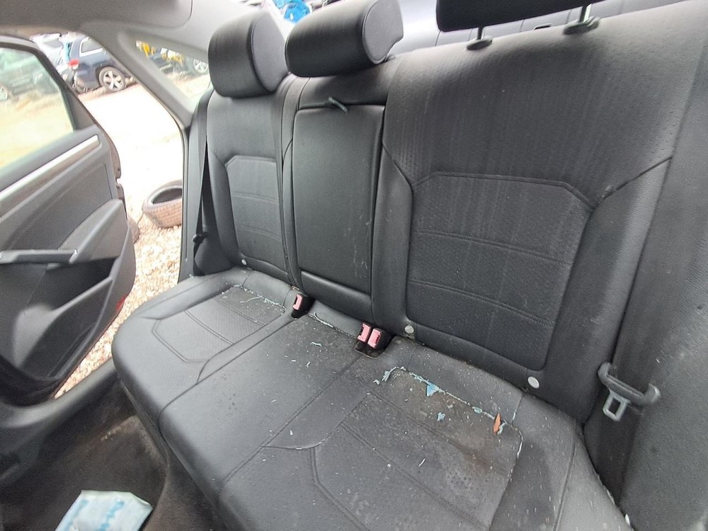 Fuse Box Engine Compartment Fits 12-22 PASSAT 2628046