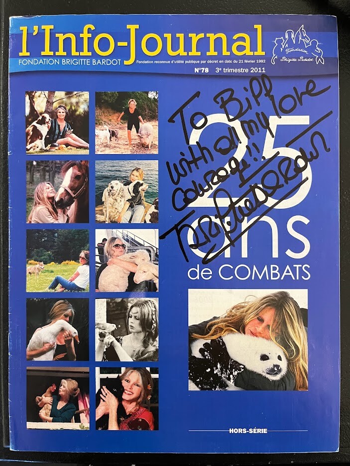 Brigitte Bardot Hand Signed l'Info-Journal Magazine 2011