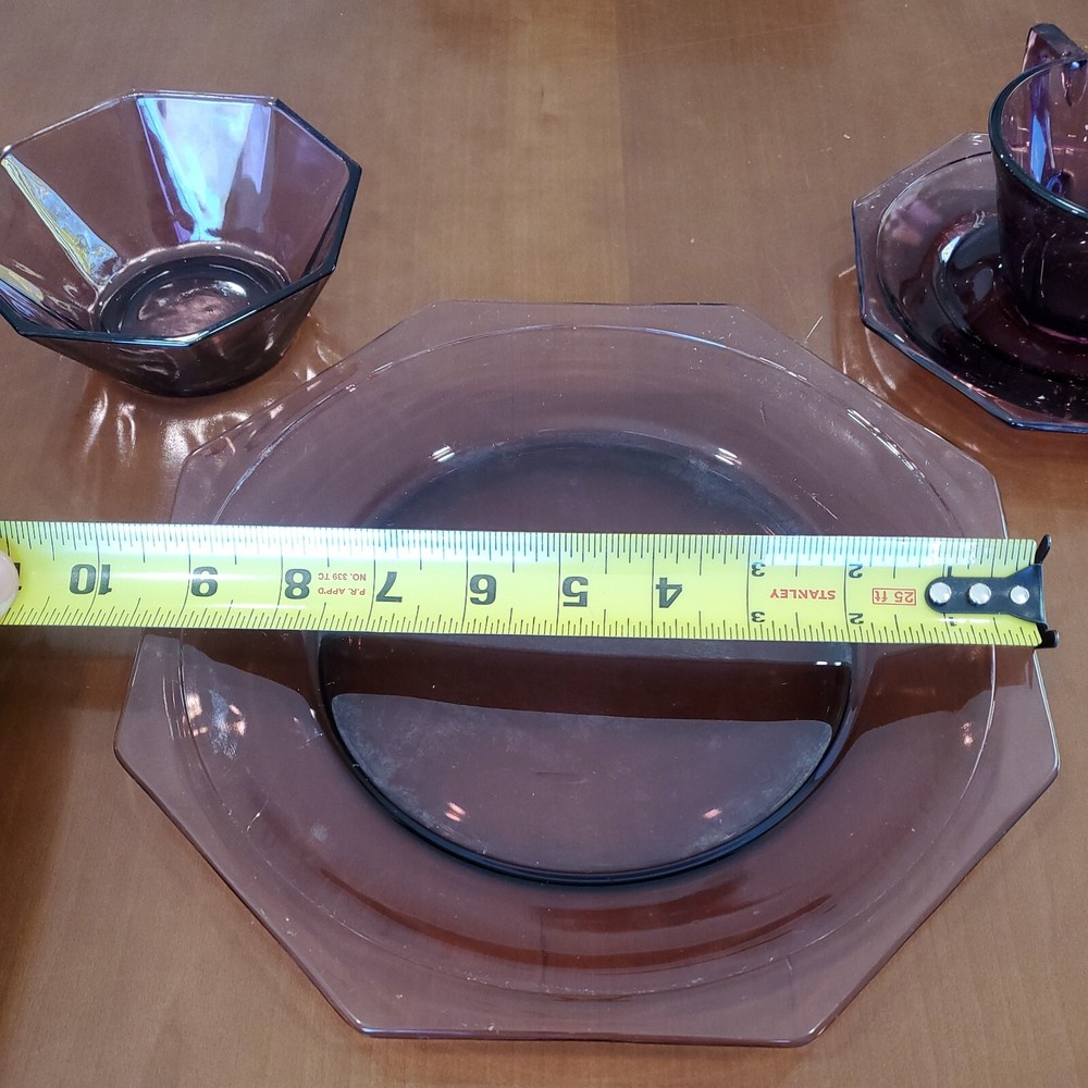 4 piece Hazel Atlas Moroccan Amethyst Purple Octagonal Place Setting
