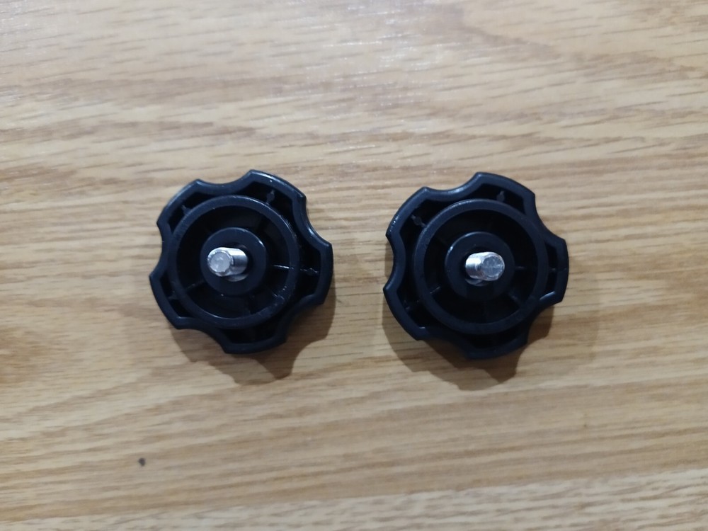 ICOM MARINE VHF MOUNTING BRACKET KNOBS PAIR