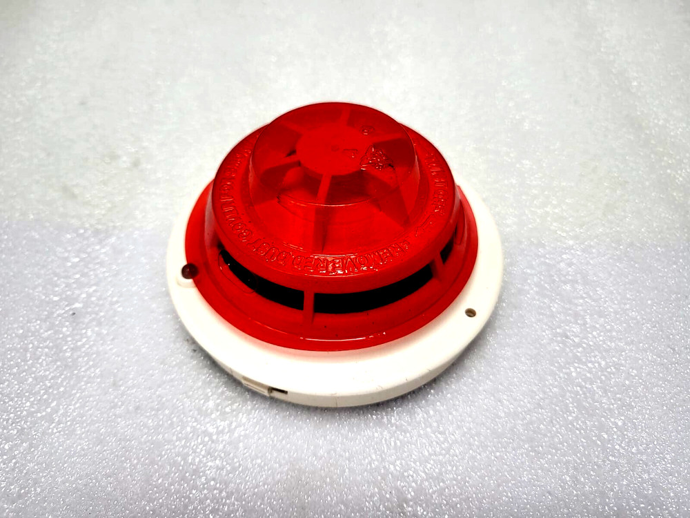 2x Siemens HFP-11 smoke detector B.New