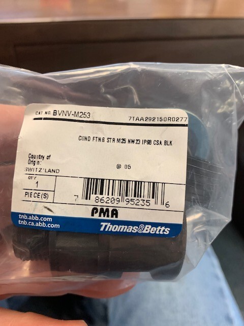 BVNV-M253 THOMAS BETTS/PMA