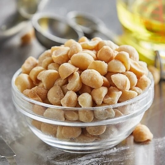 Bulk Raw Macadamia Nuts, Unsalted 25 Pound Wholesale Box