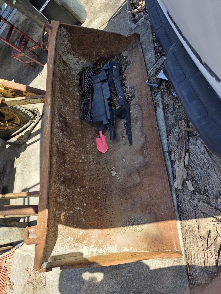 Loader Bucket From 1960s Jd 2010w