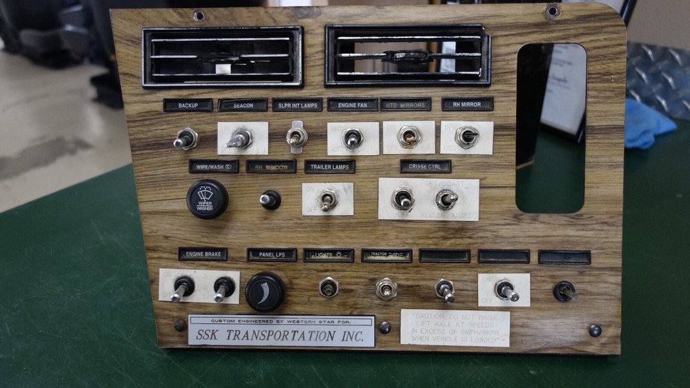 Western Star 4800 4900 Custom Switch and Vent Panel