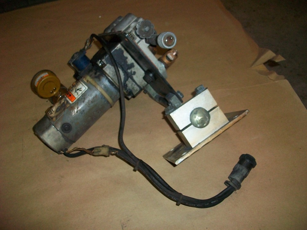 MillerMatic A1D-4R Wire Feeder USED