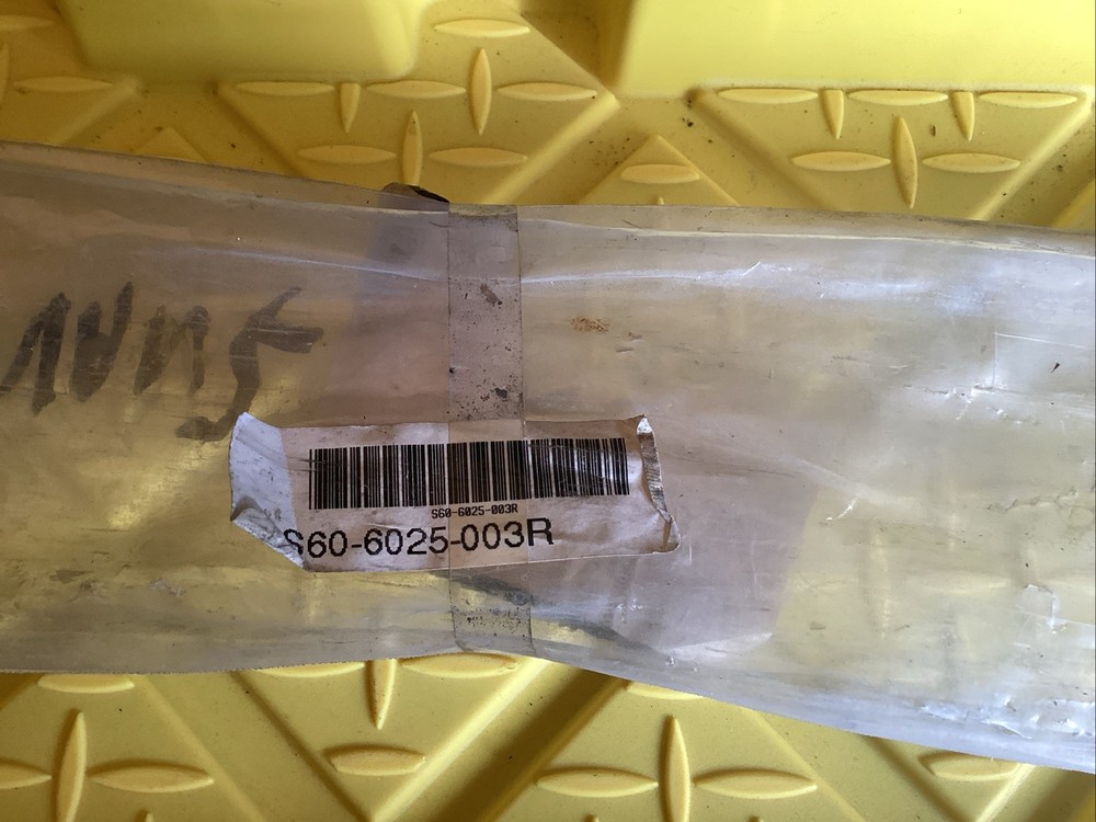 Peterbilt  ALUMINUM  THRESHOLD Trim/Panel