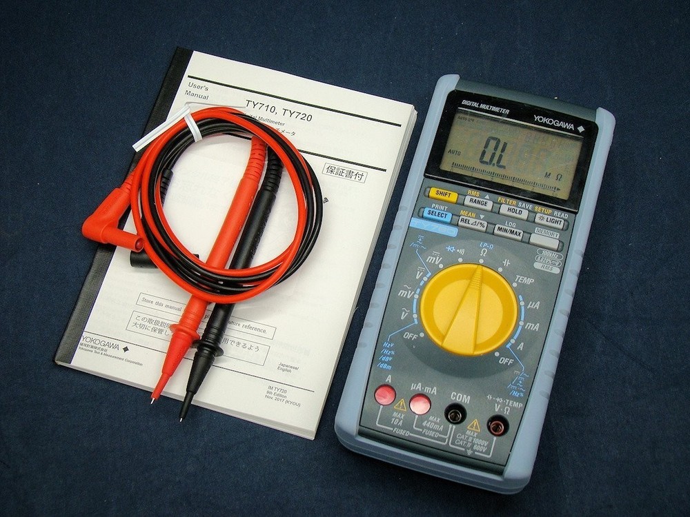 Yokogawa TY720 Digital Multimeter Voltage Tester Handheld Tested Working