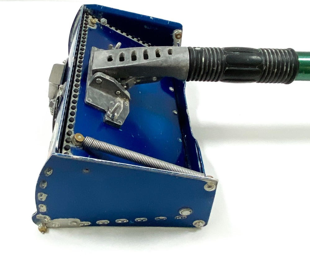 Blueline 10 inch Drywall Box w/ ADJUSTAR extendable box handle 40"- 62" BUNDLE!