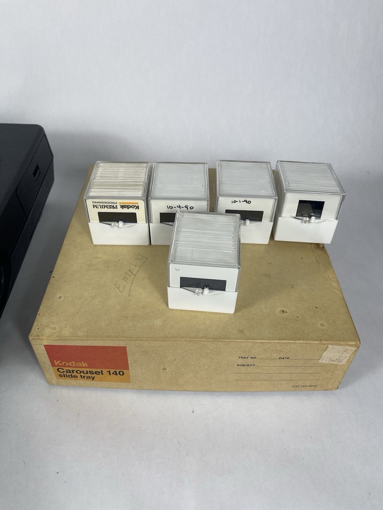 Kodak 4400 Carousel Slide Projector Bundle Remote Tray Slides Tested Working