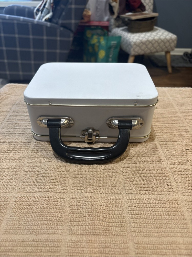 Brand New White Provo Craft DIY Rectangular Lunch Box Tin - with Handle