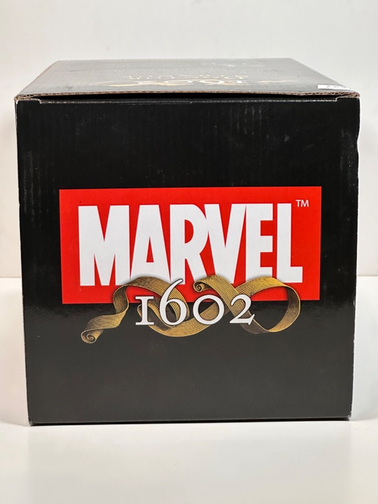 DOCTOR STRANGE 1602 Statue Open box