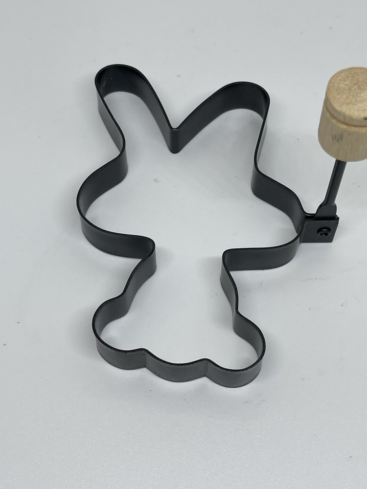 Bear Shaped Egg Mold/Pancake Mold With Retractable Handle