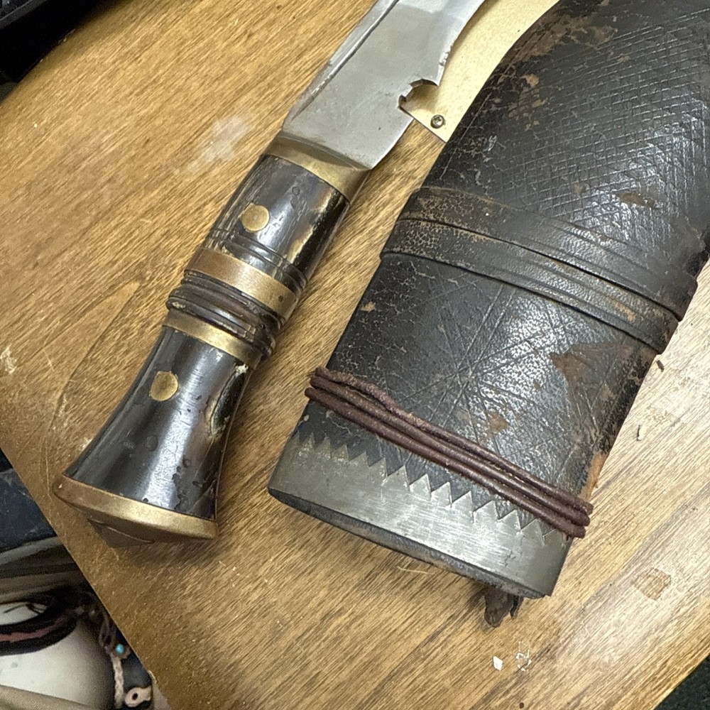 WWII Vintage Used INDIA Dagger & Sheath