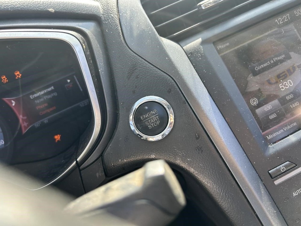 FUSION 2013 High Mounted Stop Light 104727220