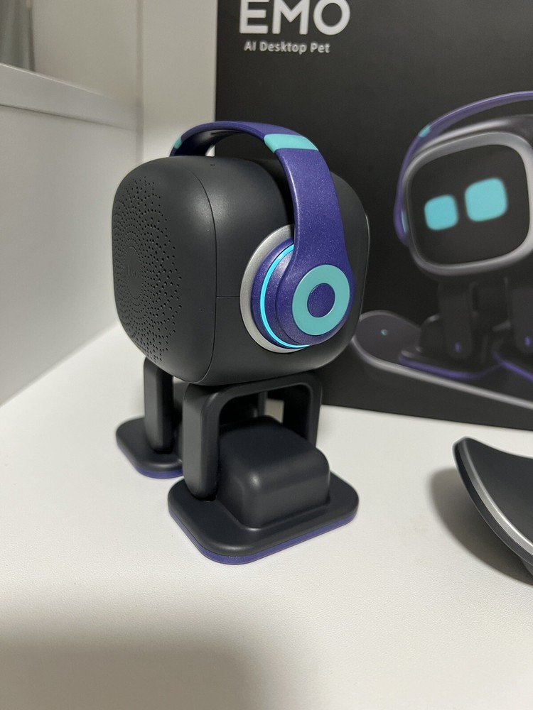 Emo Living Ai Desktop Pet Robot,Emo,Works Great