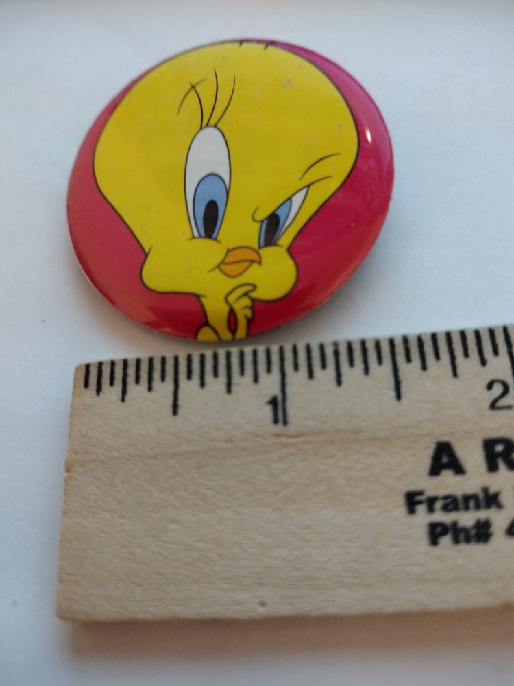 Tweety Bird Face Badge Button Pin