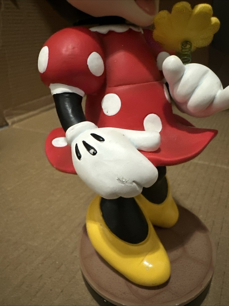 Minnie Mouse Bobble Head