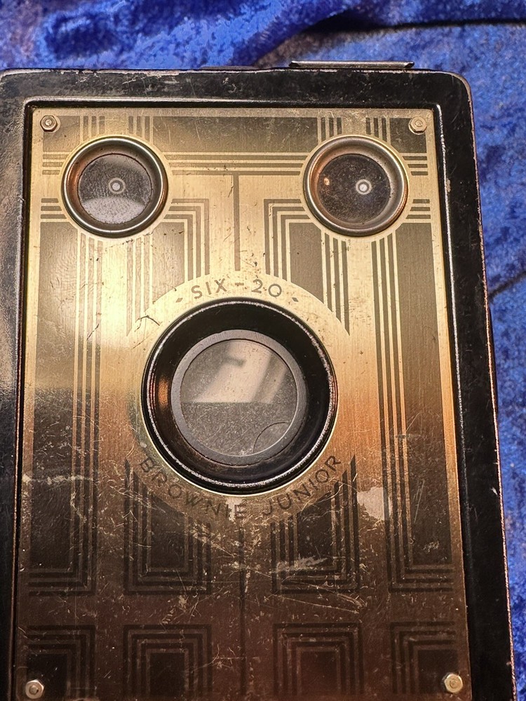 Vintage Camera Brownie Junior Six-20 Untested