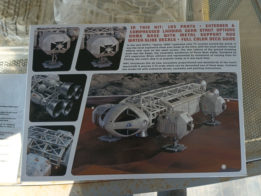 MPC 1/72 Space 1999 Eagle Transporter 14" Model Kit Plastic Models Space
