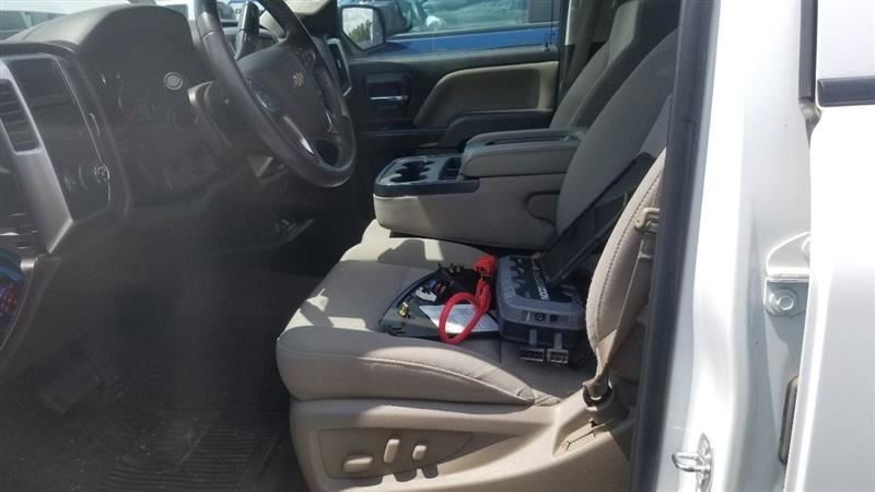 16 CHEVY SILVERADO 1500 HIGH MOUNTED STOP LIGHT