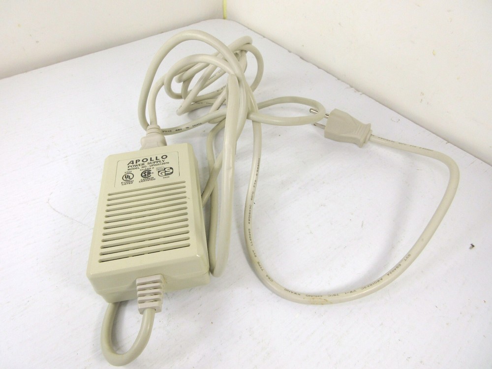 Apollo VISION Q3 Audio Visual Projector Presentation System Screen IMT-16.7 Lot