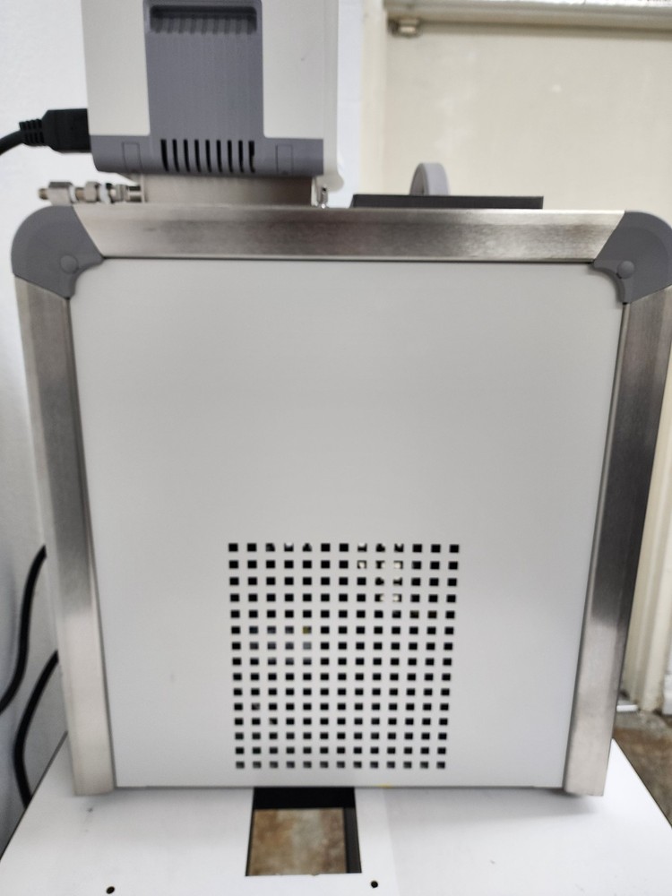 Thermo HAAKE A28 Chiller Recirculating Bath w/ SC100 Digital Controller, Working