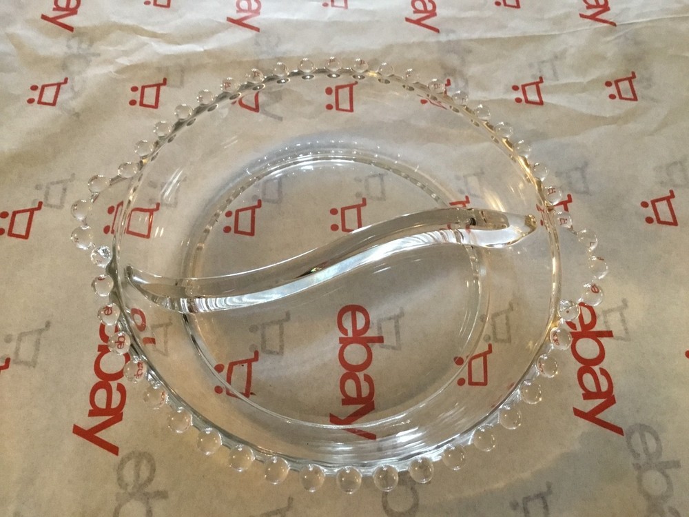 round divided clear glass dish